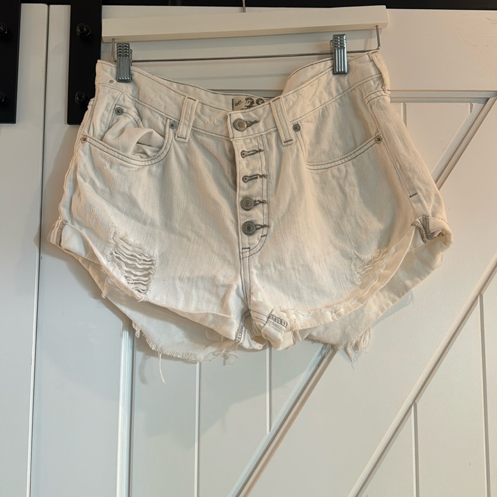 Free people white jean shorts. Size 29.